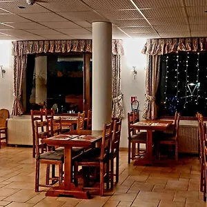 Les Bruyeres Отель